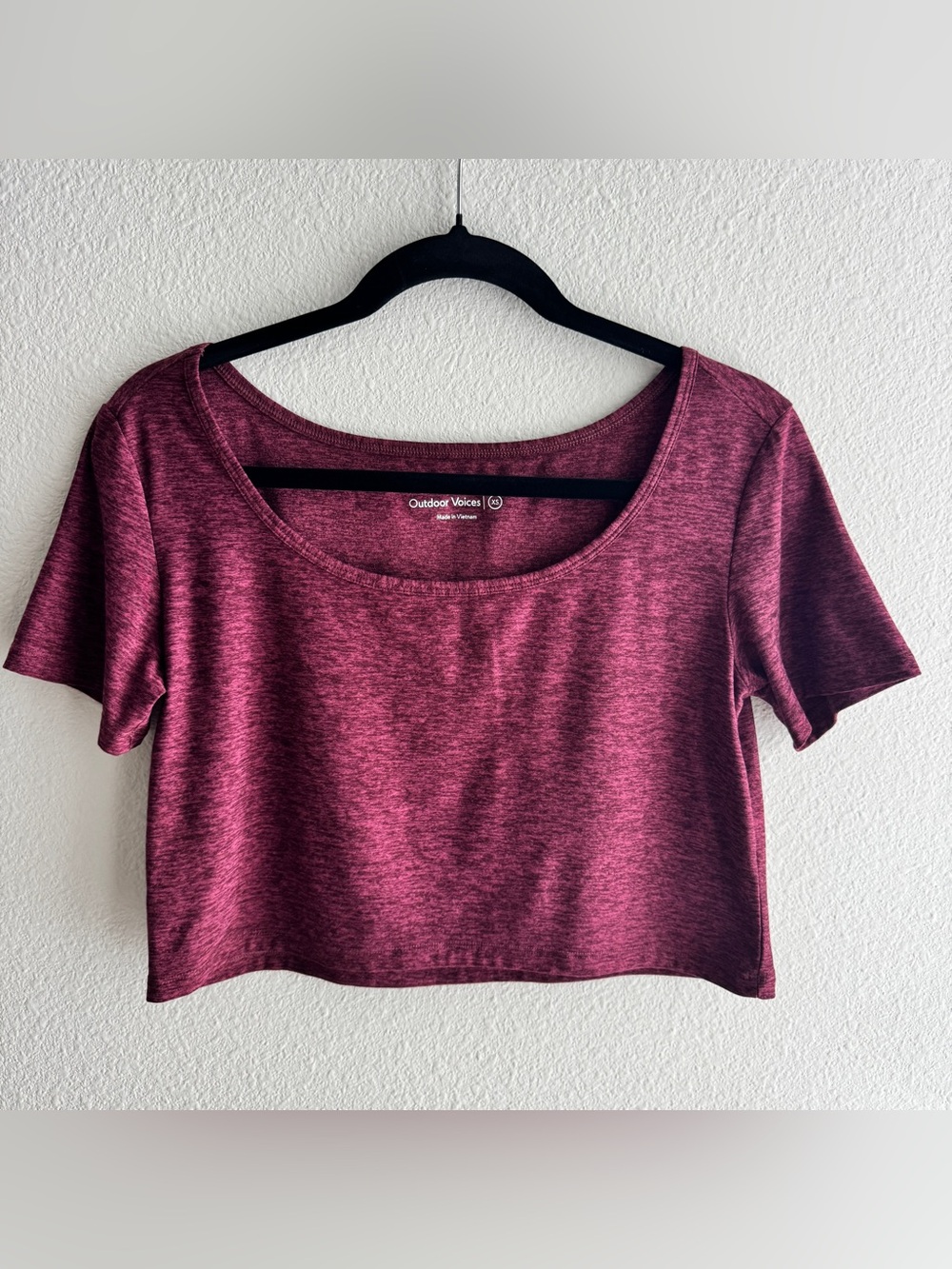 Outdoor Voices Heathered Wine Scoop Neck Cropped Tee